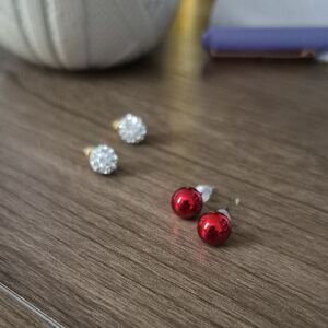 3/$12🎁Red White Rhinestone Stud Earrings Set of 2 Ornament Ball Earrings Gift